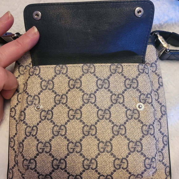 💢SOLD💢       NWOT AUTHENTIC GUCCI  KIDS navy micro GG canvas mini bag - Picture 14 of 16